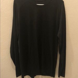 Men’s Lululemon tech long sleeve shirt